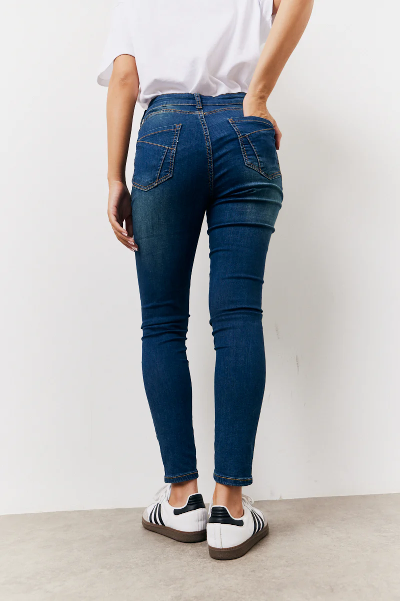 Shaper Stretch Jeans - Image 5