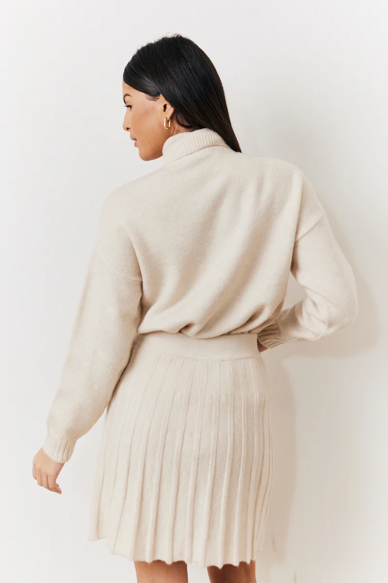 Turtle Neck Co-Ord Jumper - Image 3