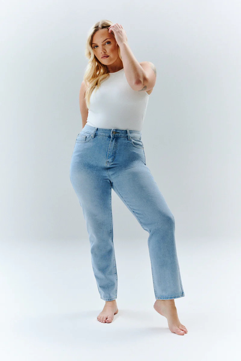 Sofia Straight Mom Jeans - Image 5