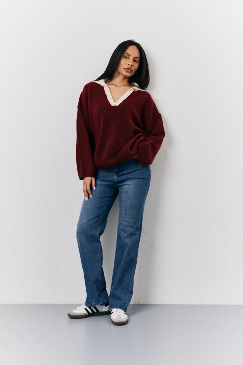 Burgundy 90's Collared Knitted Rugby Sweater - Image 3
