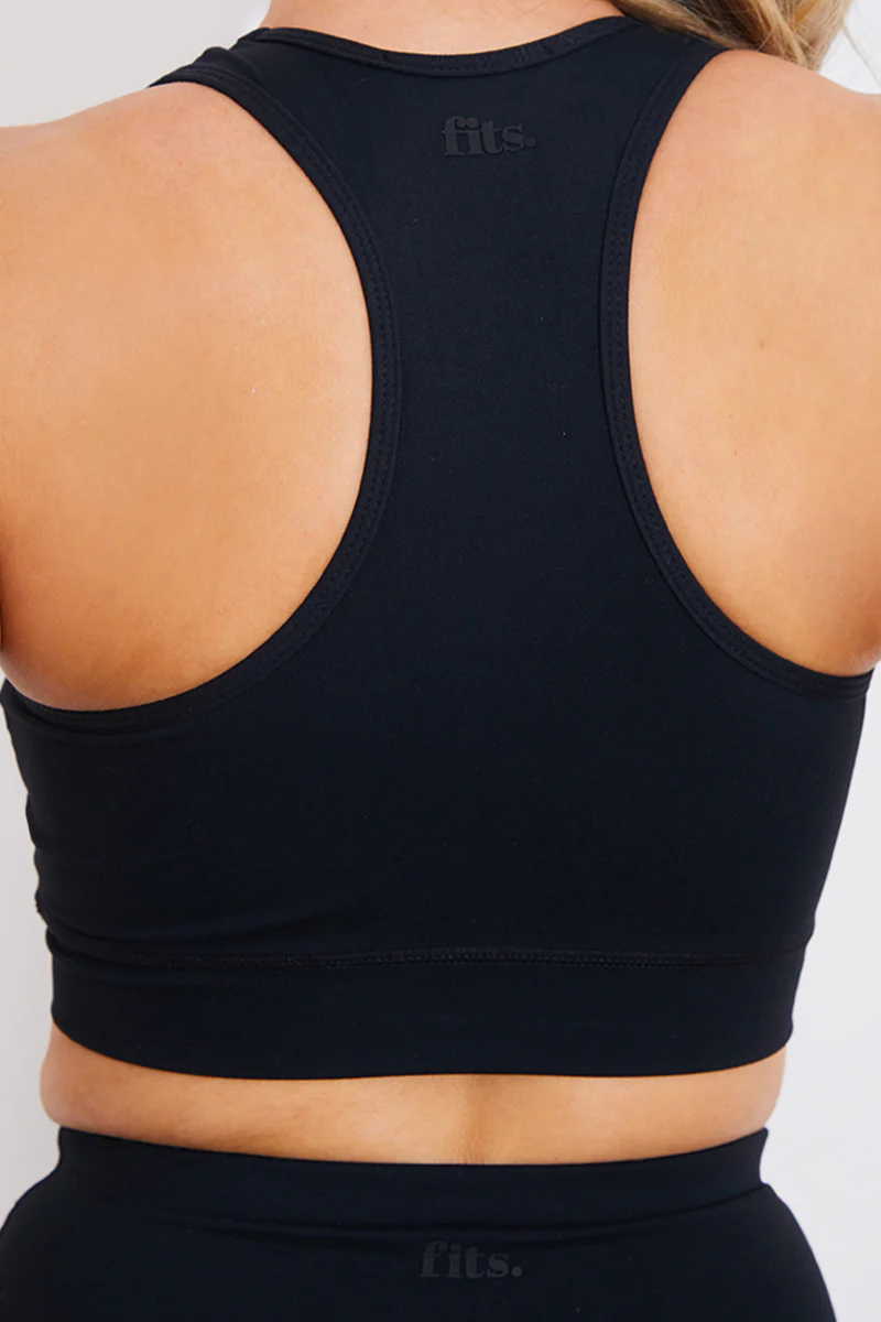 Soft Touch Cross Over Band Detail Medium Support Sports Bra - Image 13