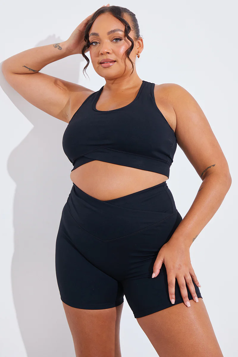 Soft Touch Cross Over Band Detail Medium Support Sports Bra - Image 15