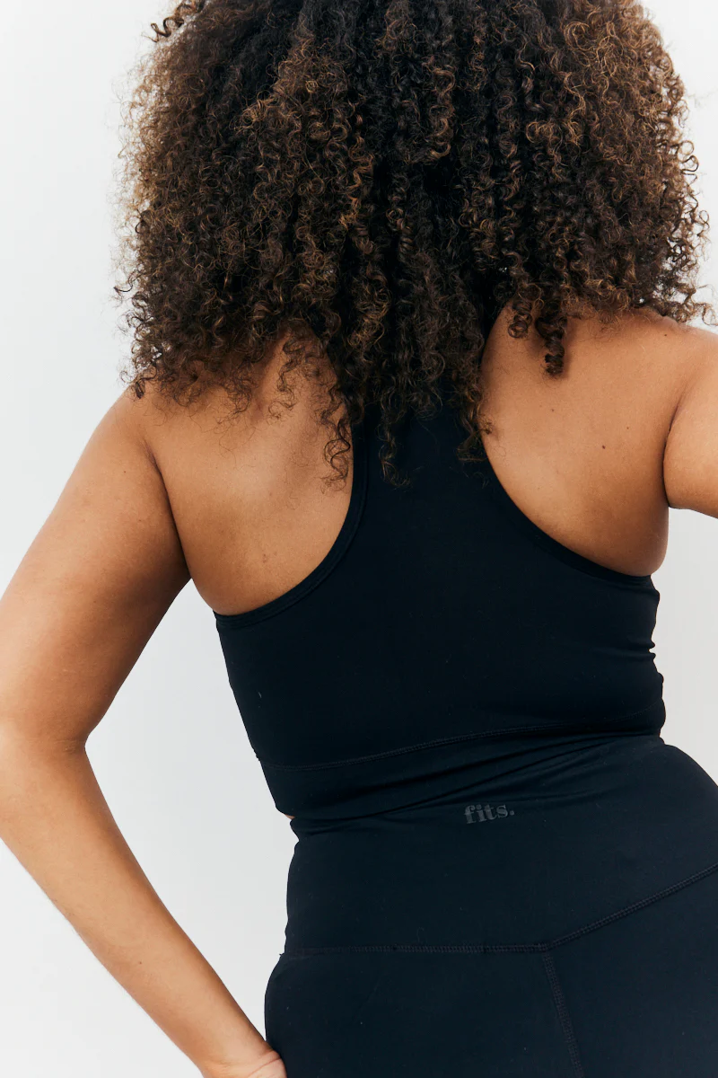 Soft Touch Cross Over Band Detail Medium Support Sports Bra - Image 2