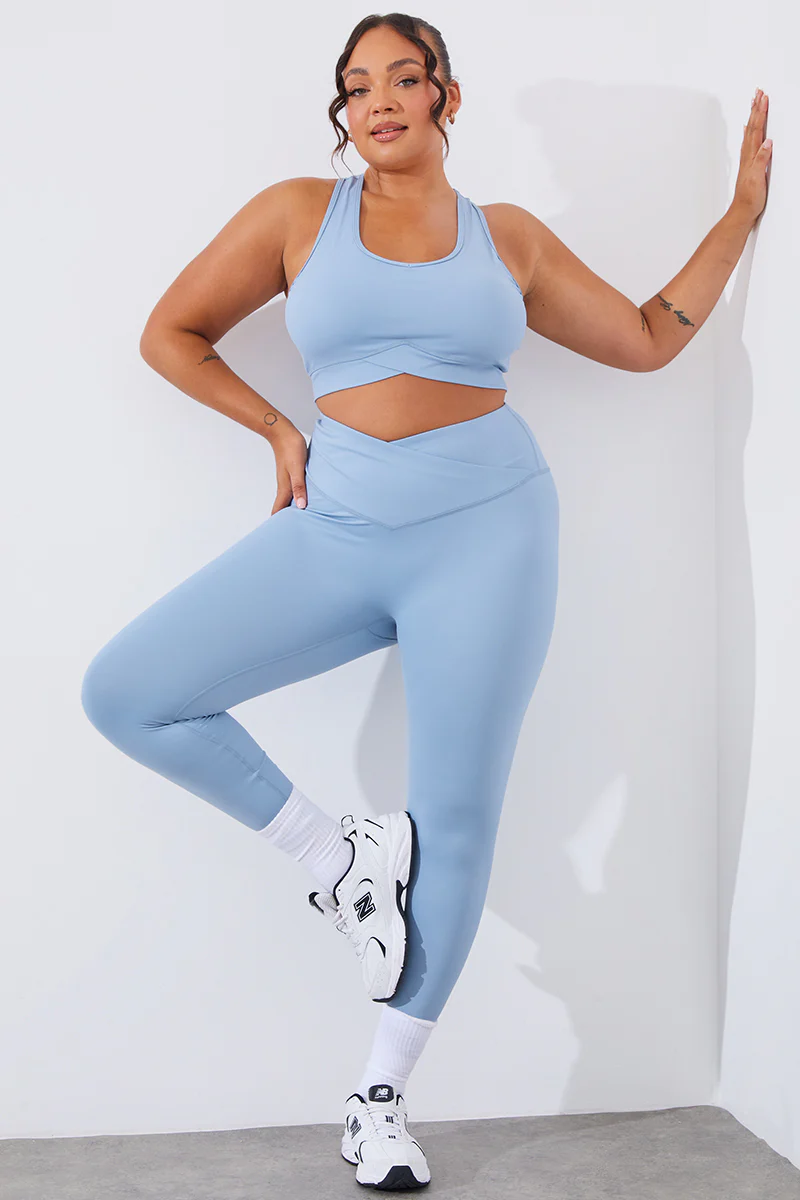 Soft Touch Cross over Band Detail Medium Support Sports Bra - Image 16