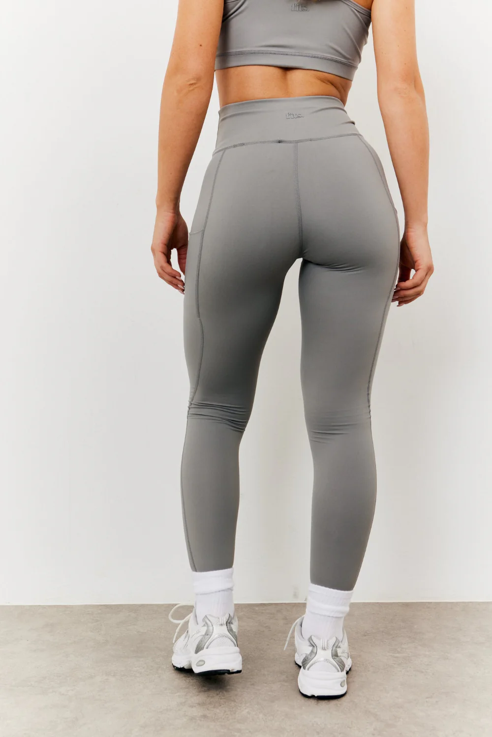 Soft Touch Seam Detail Legging - Image 9