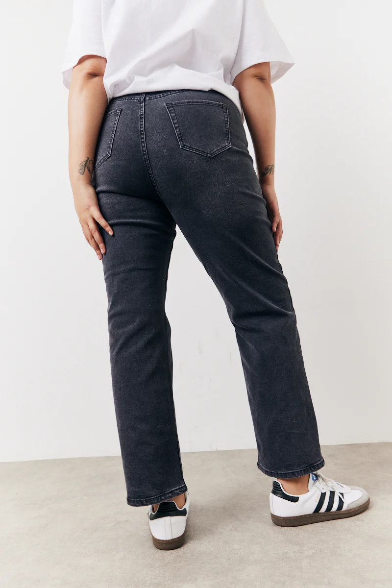 Washed Black Straight Leg Jeans - Image 4