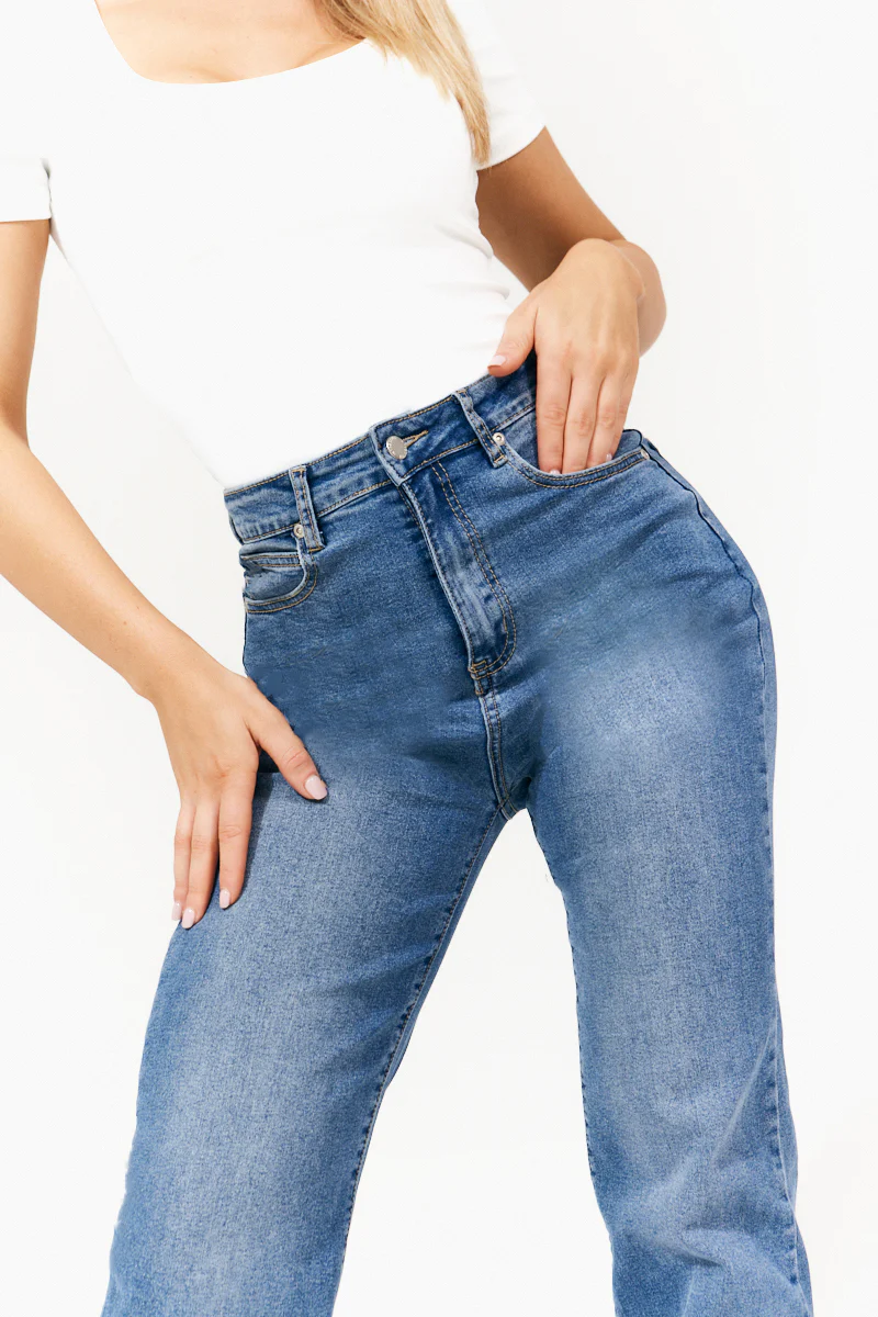 Sienna Straight Leg Jean - Image 3