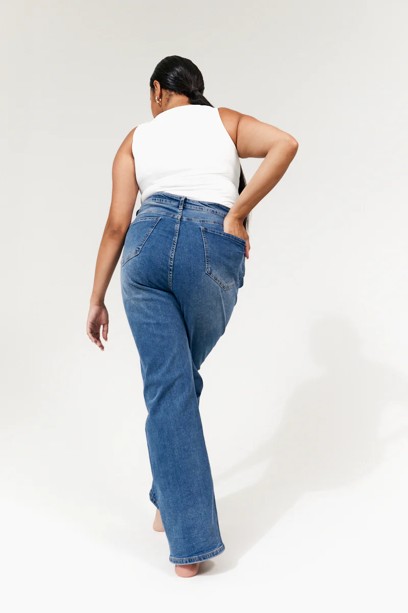 Sienna Straight Leg Jean - Image 8