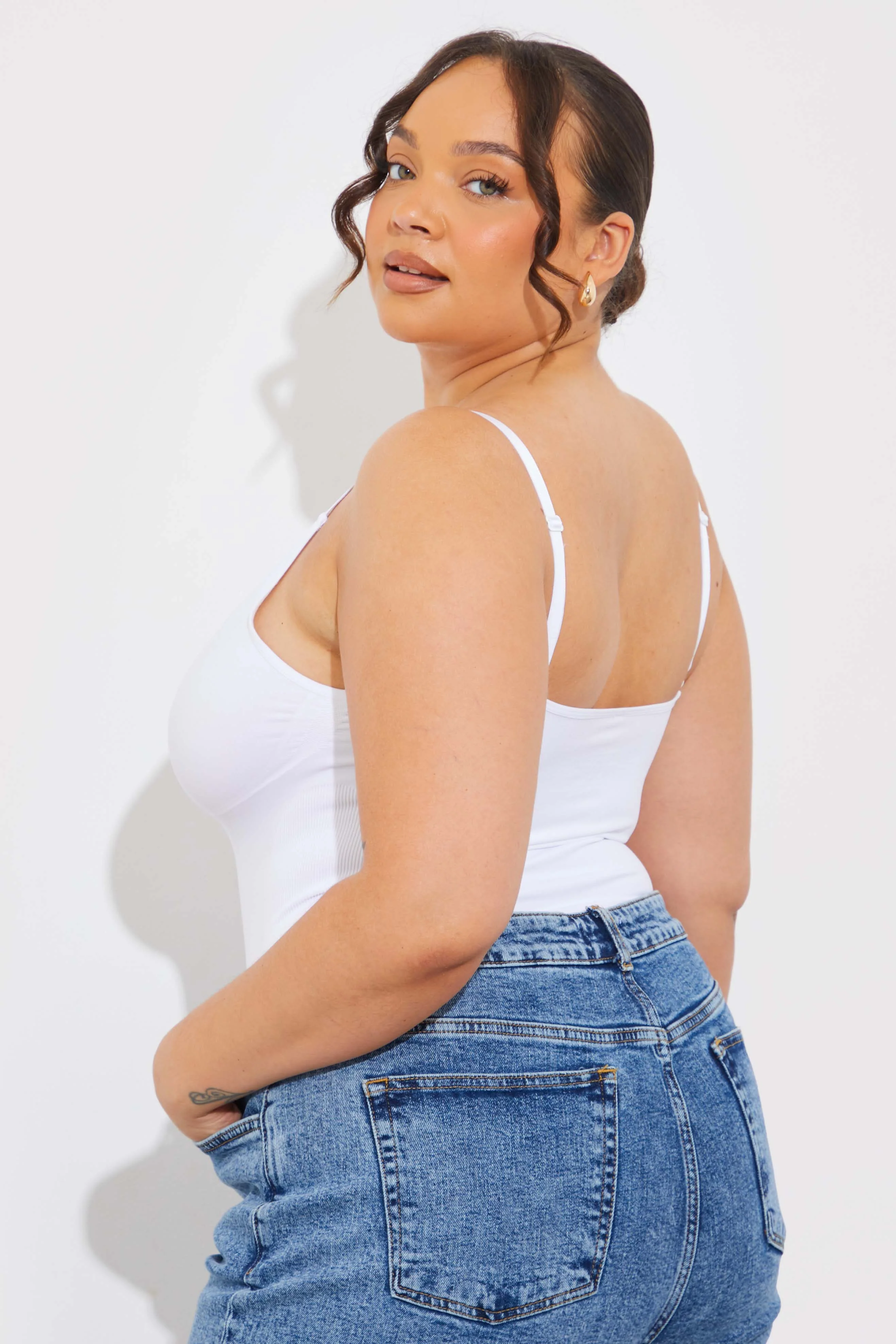 Seamless Strappy Snatched Shapewear Bodysuit - Image 7