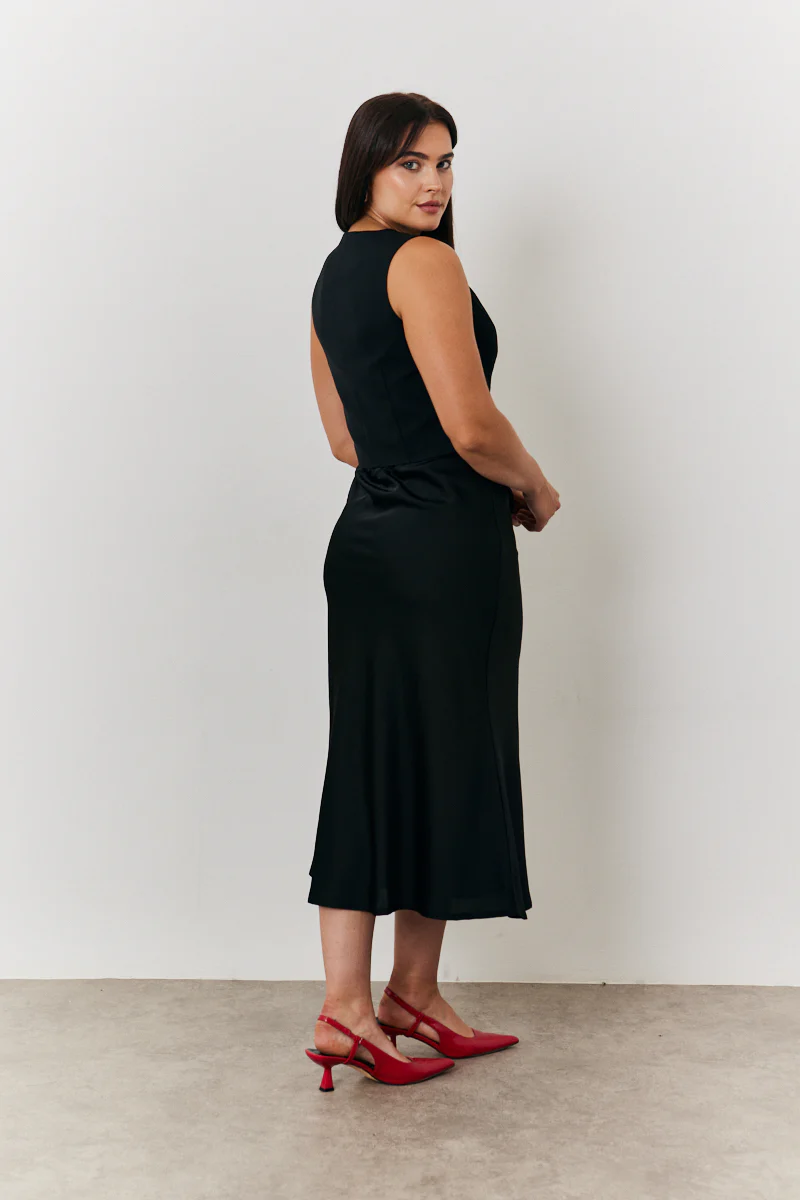 Tailored Waistcoat - Image 3