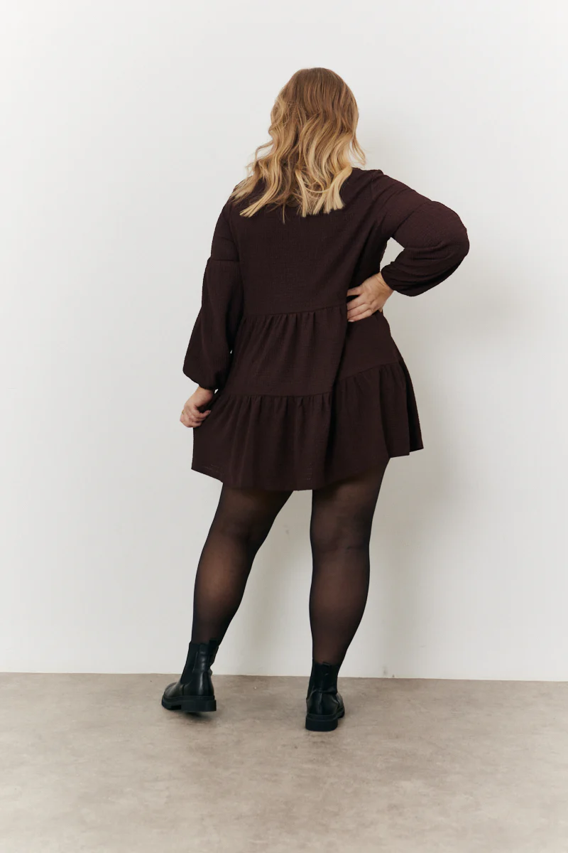 Brown Textured Tie Front Detail Smock Dress - Image 4