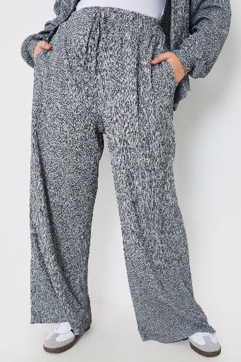 Textured Wide Leg Trousers - Image 4