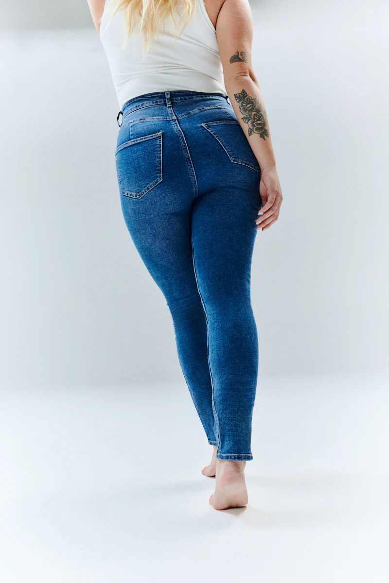 The Miracle Skinny Jean - Image 13