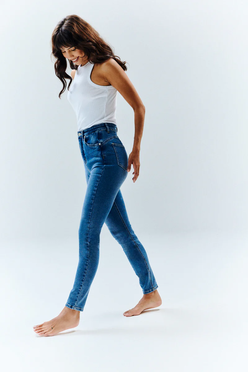 The Miracle Skinny Jean - Image 4