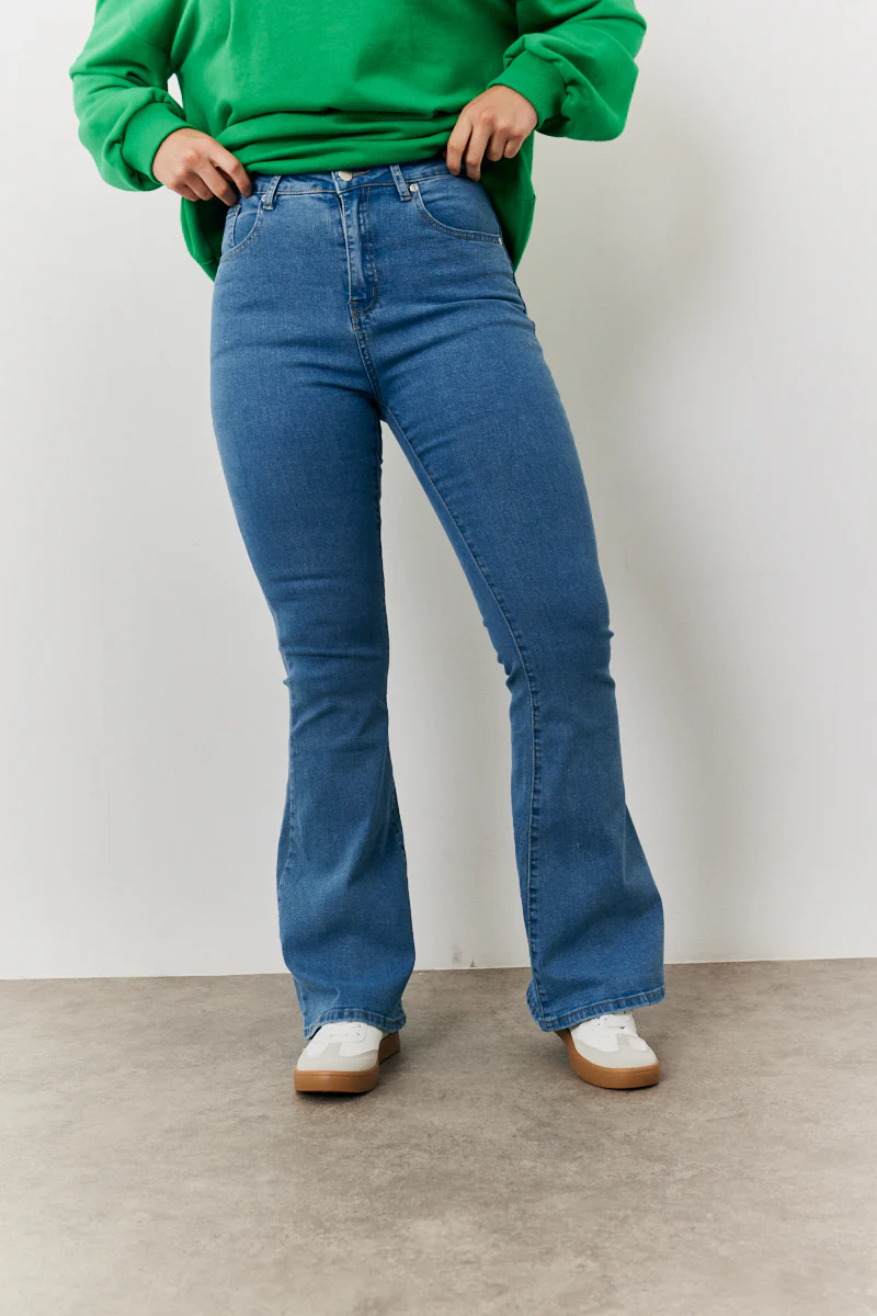 Thigh Shaper Kickflare - Image 2