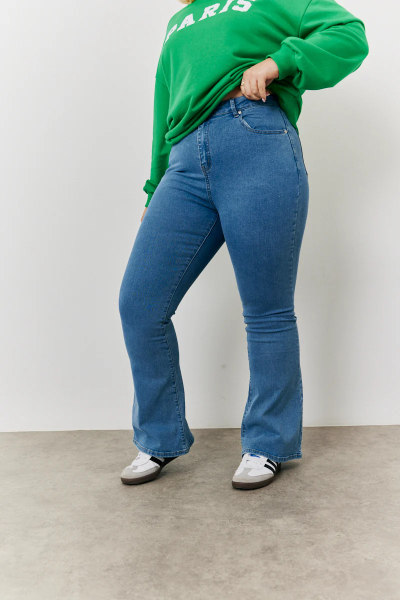 Thigh Shaper Kickflare - Image 6