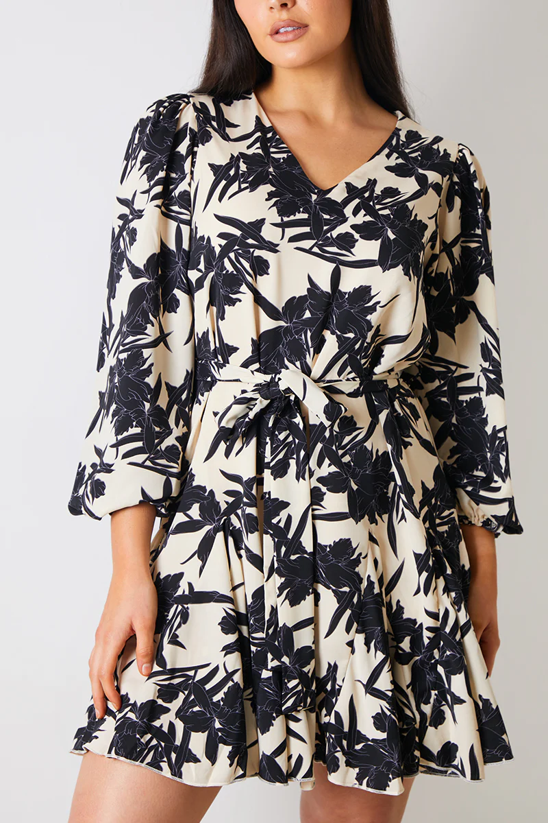 V Neck Balloon Sleeve Godet Mini Dress - Image 3