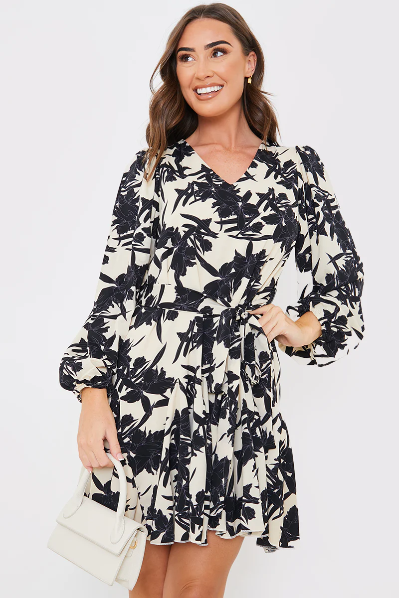 V Neck Balloon Sleeve Godet Mini Dress - Image 6